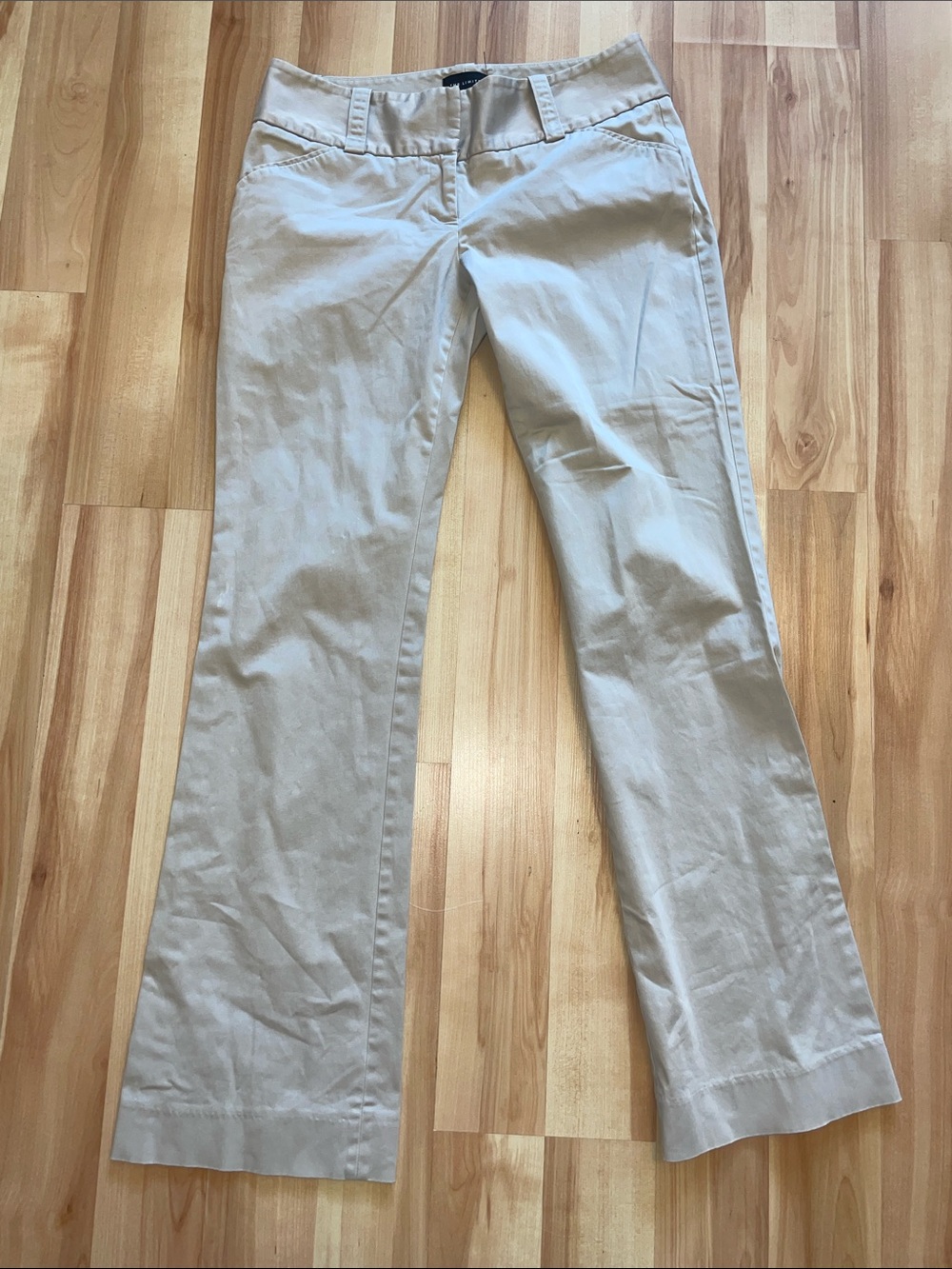 The limited Drew fit pants size 6L